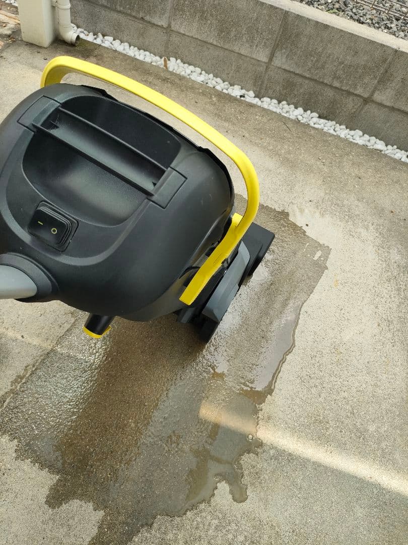 ケルヒャー業務用床洗浄機　BR30/4C　床掃除