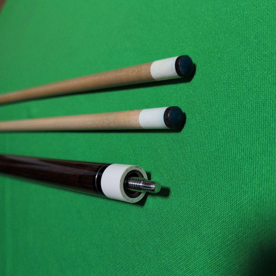 ビリヤード、mezz,EC-R.UJジョイント、ノーマルシャフト×2本美品です