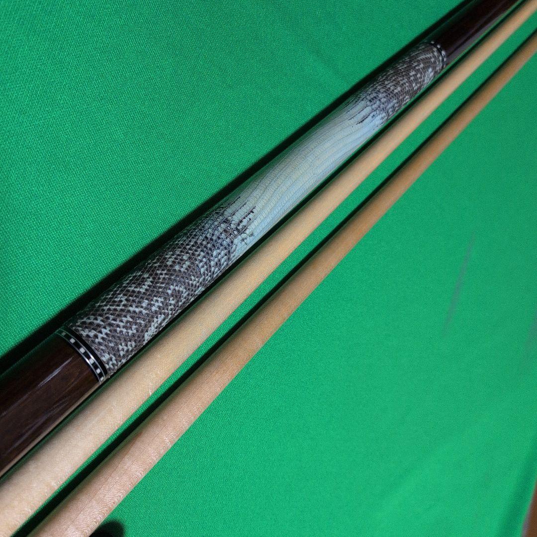 ビリヤード、mezz,EC-R.UJジョイント、ノーマルシャフト×2本美品です