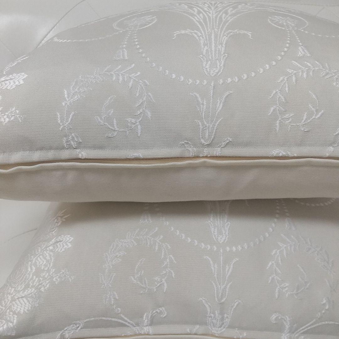 専用P様２枚ローラアシュレイ刺繍ジョゼッテゴールドベージュハンドメイドカバー