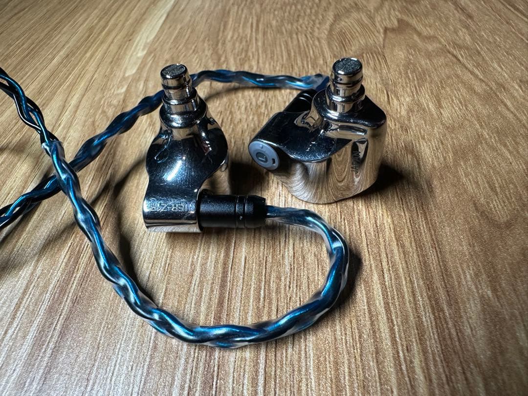 【1月限定特価】IER-Z1R SONY イヤホン＋3.5mmケーブル