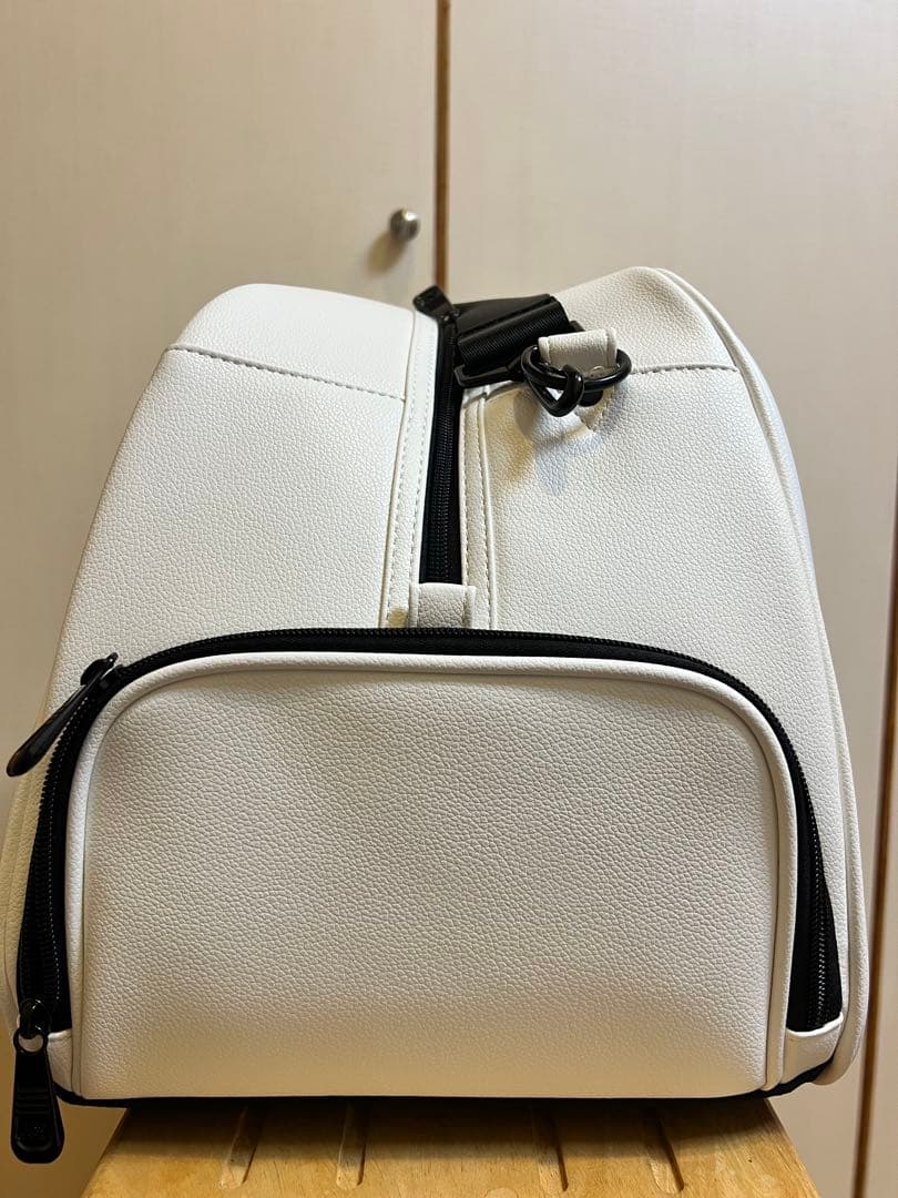 ＊新品・美品＊[new balance]ボストンバッグ/ロッカーバッグ/ホワイト