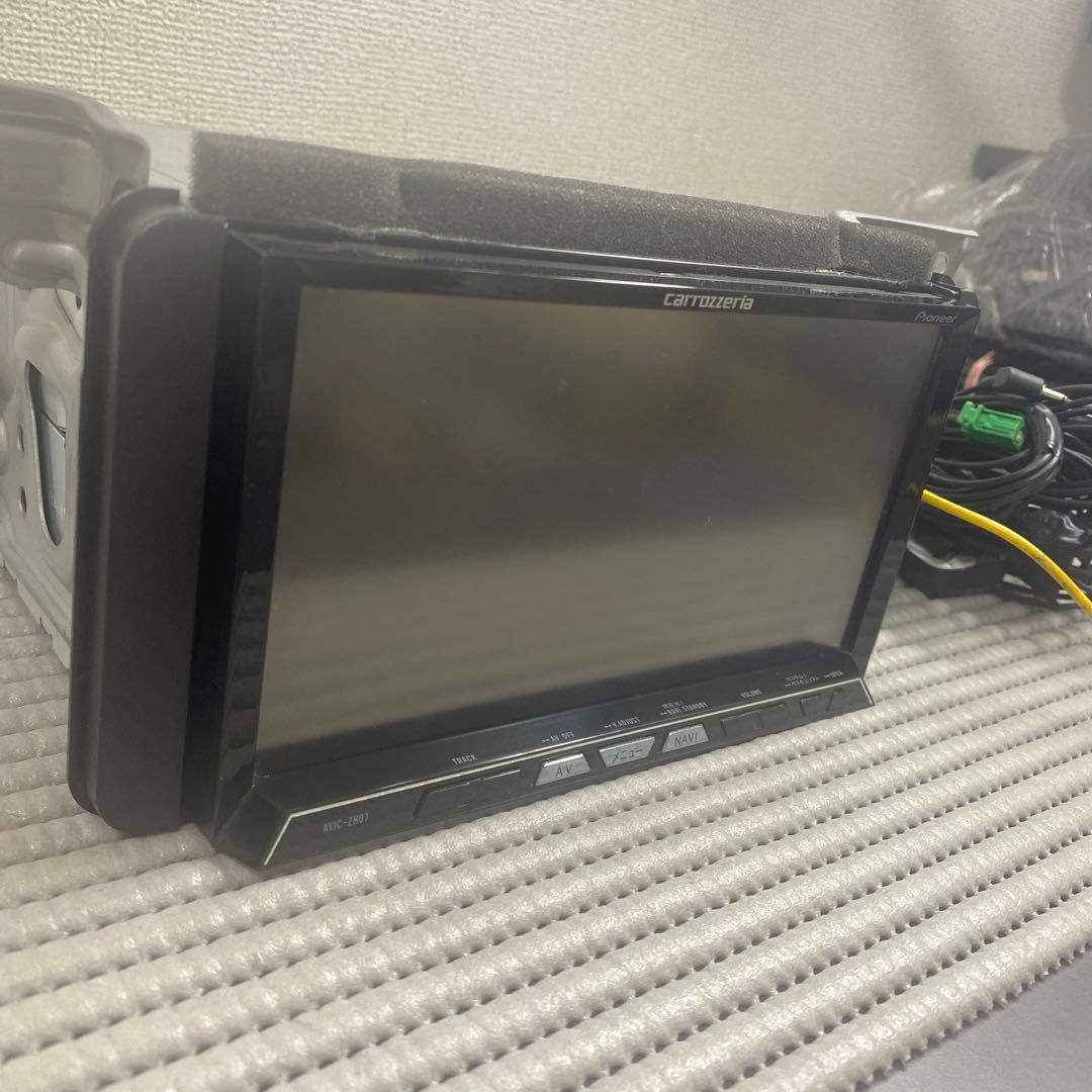 カロゼリアの先進サイバーナビ Bluetooth AVIC-ZH07 システム
