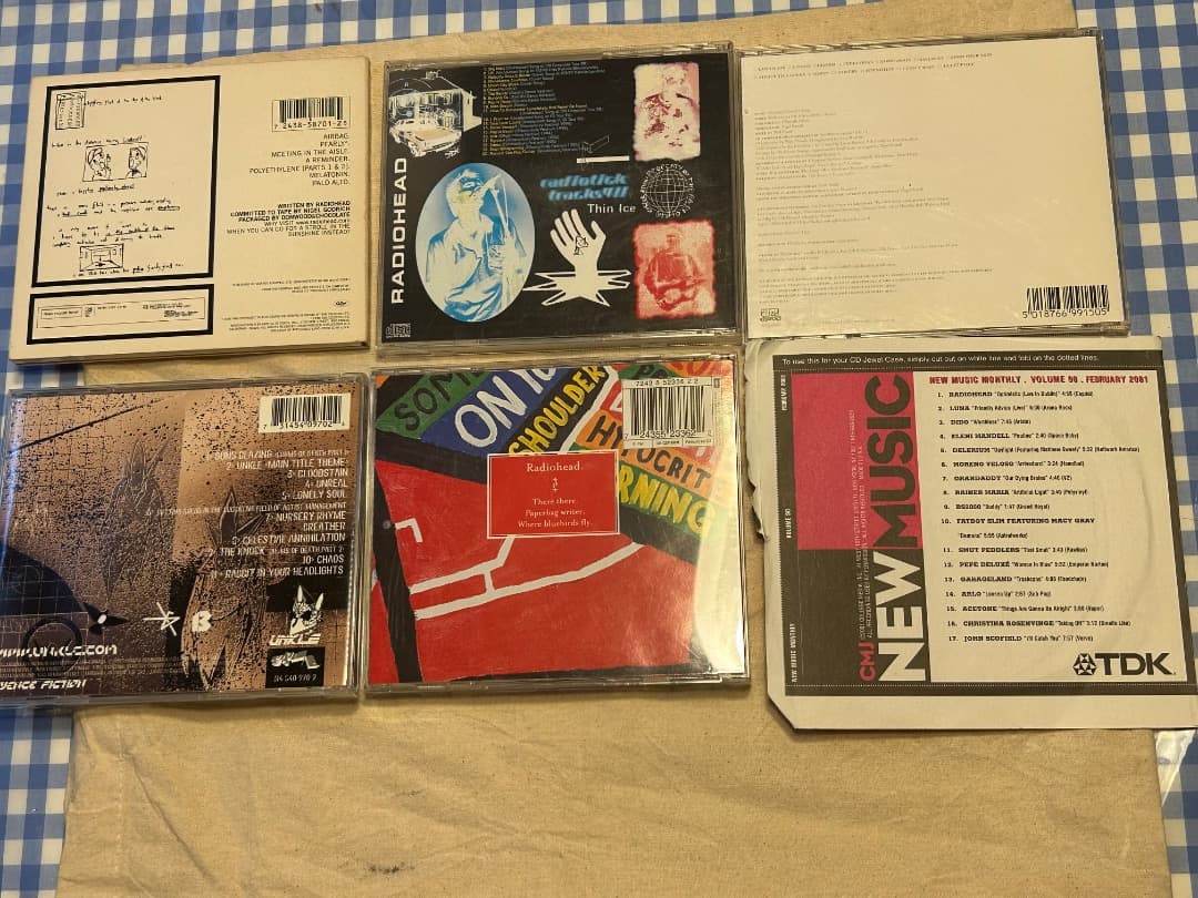 レディオヘッドのアルバム、シングル、激レアCD含む計30枚