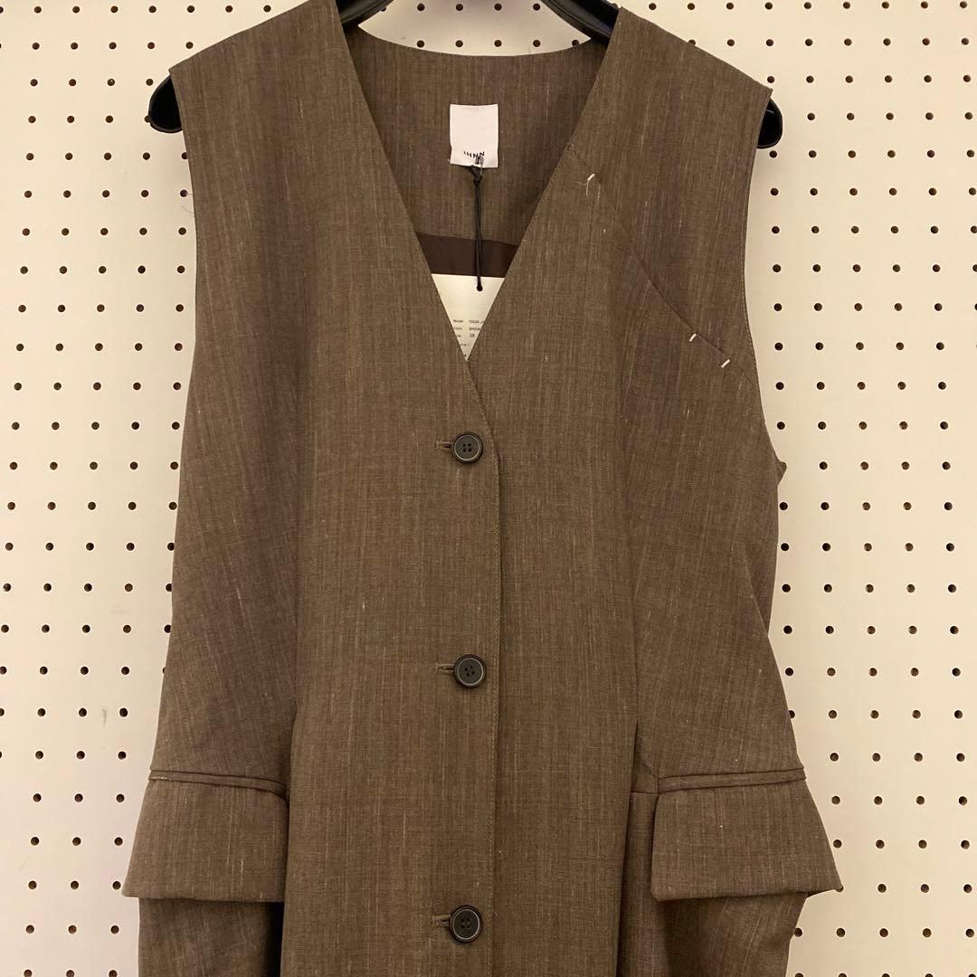 IHNN イン　ジャンプスーツ　新品タグ付き