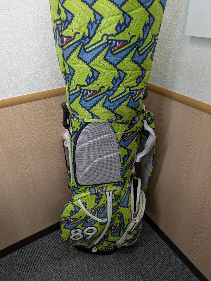 PEARLY GATES ゴルフバッグ カラフル恐竜柄