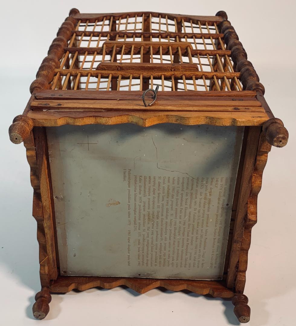 木製、木と竹のスタイル鳥かご