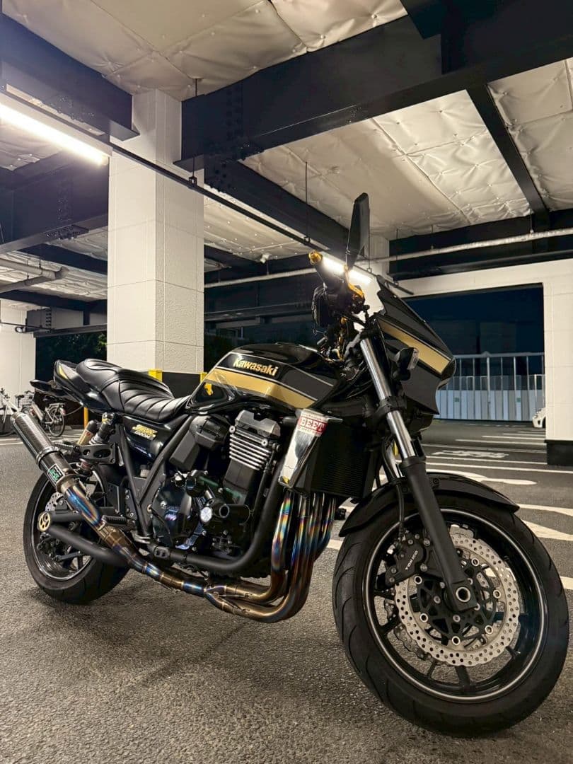 MAVERICK　マーベリック カーボン サイレンサー マフラー