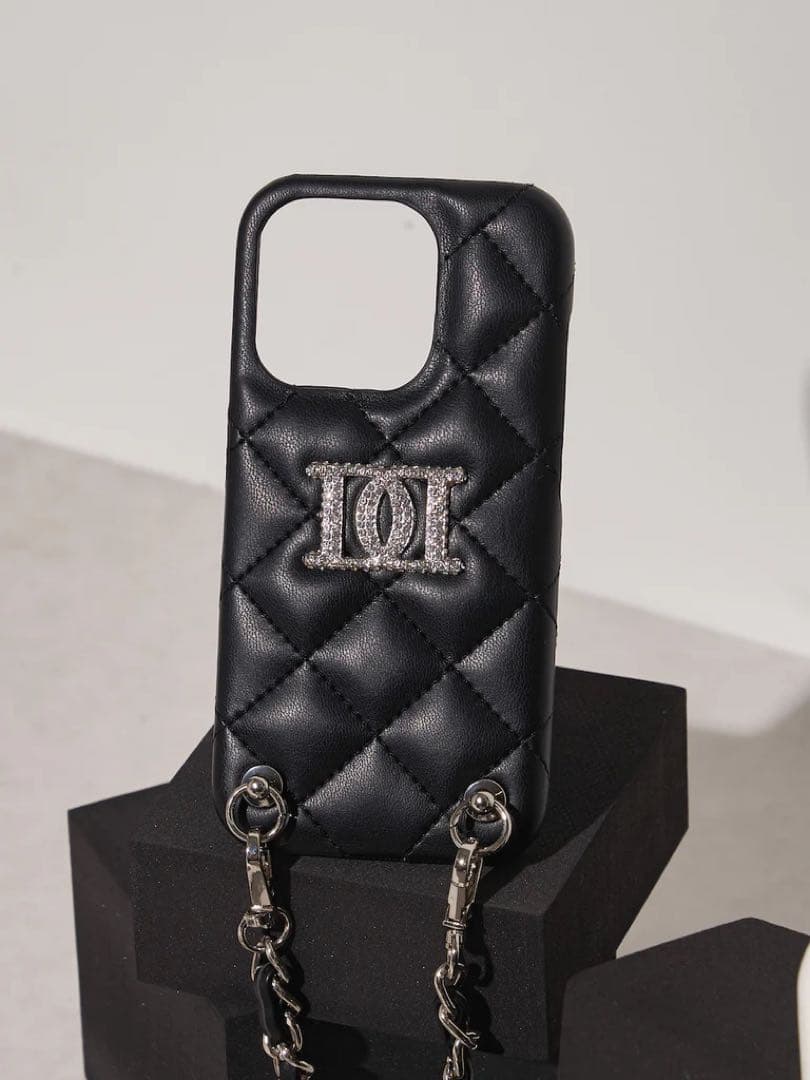 ストーンロゴキルティングiPhoneケース ダーリッチ Darich