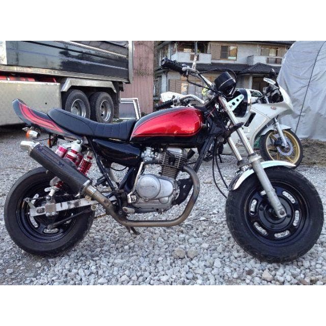 新品　エイプ50　100 ツインサスアダプター 塗装込み　ＫＢＣ製 Ｗサス