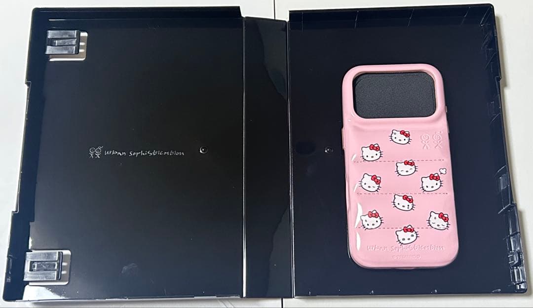 Urban Sophistication iPhone17pro ケース キティ