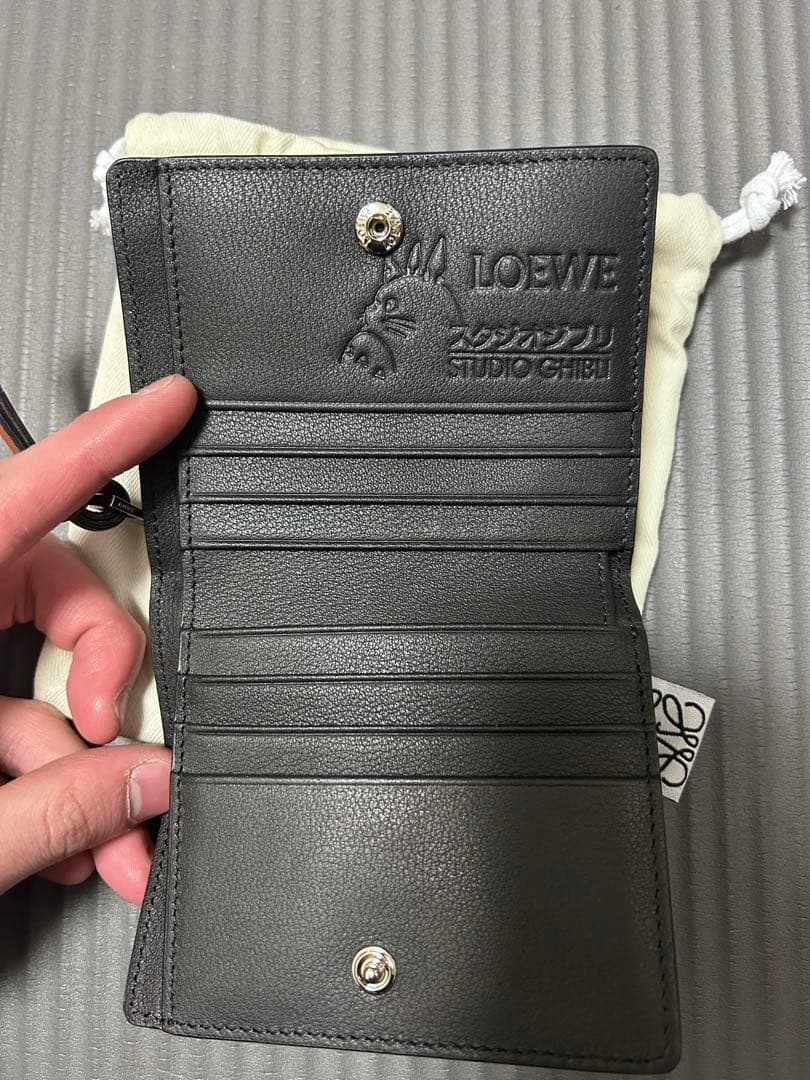 未使用品 LOEWE 二つ折り財布 ジブリ トトロ まっくろくろすけ ロエベ
