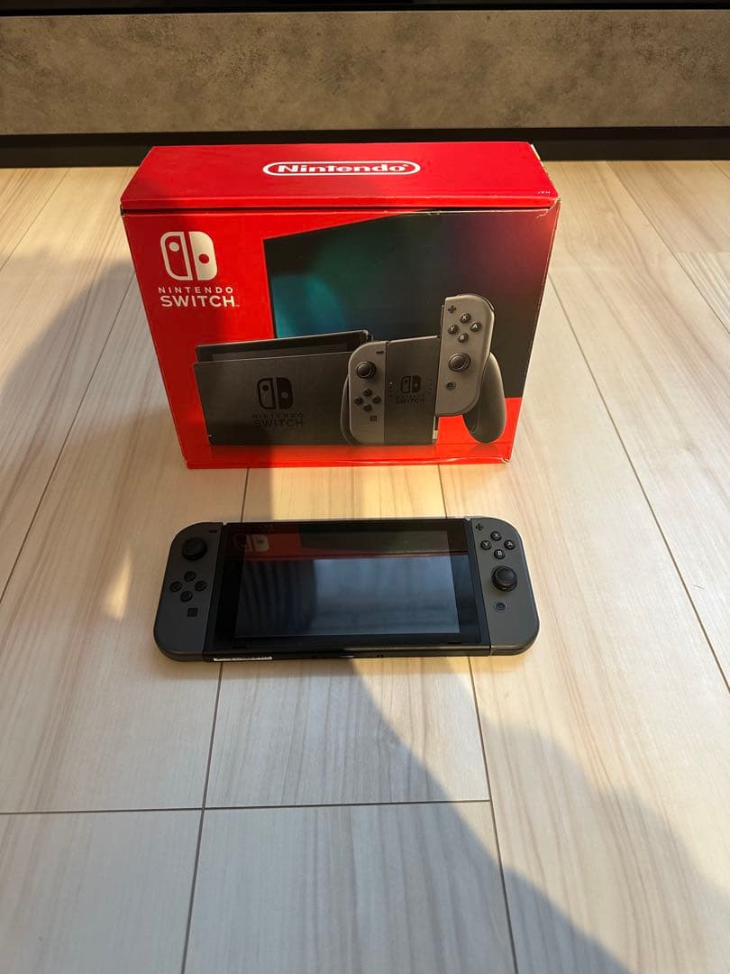 Nintendo Switch Joy-Con L R グレー　本体