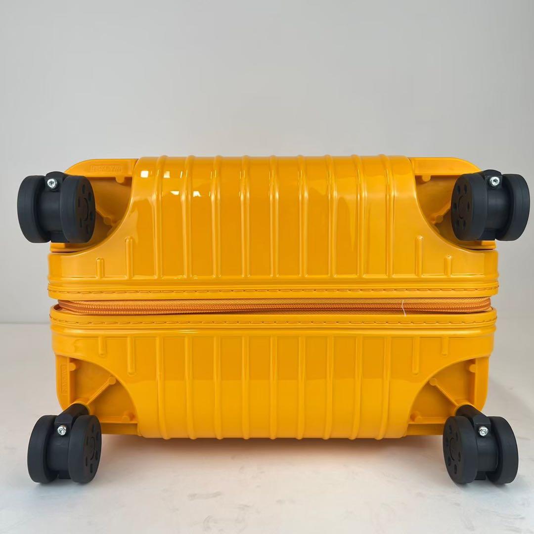 新品　RIMOWA リモワ　エッセンシャル キャビン 36L マンゴー　黄色