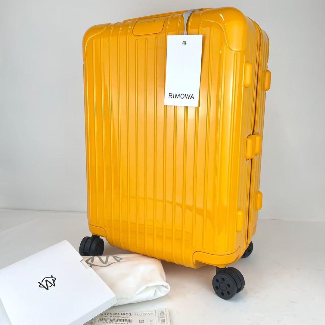 新品　RIMOWA リモワ　エッセンシャル キャビン 36L マンゴー　黄色