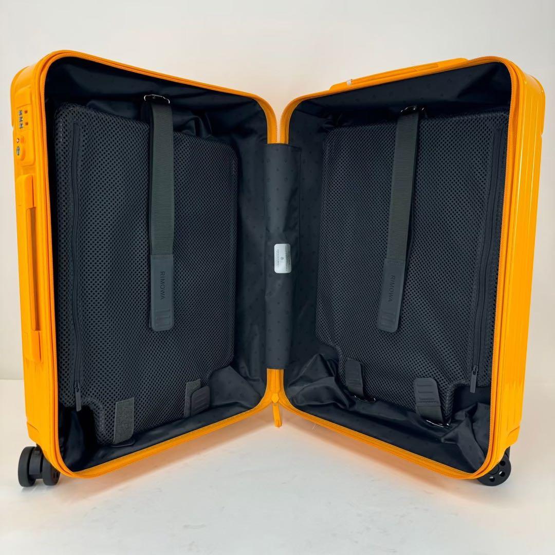 新品　RIMOWA リモワ　エッセンシャル キャビン 36L マンゴー　黄色