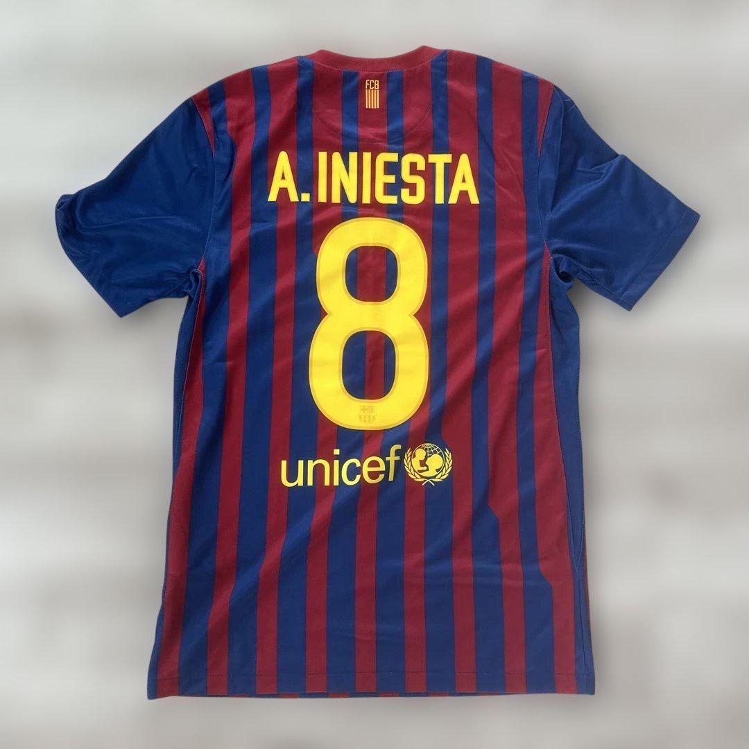 NIKE バルセロナ　AUTHENTIC ユニフォーム　S イニエスタ　8