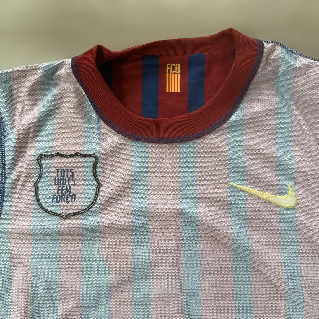 NIKE バルセロナ　AUTHENTIC ユニフォーム　S イニエスタ　8