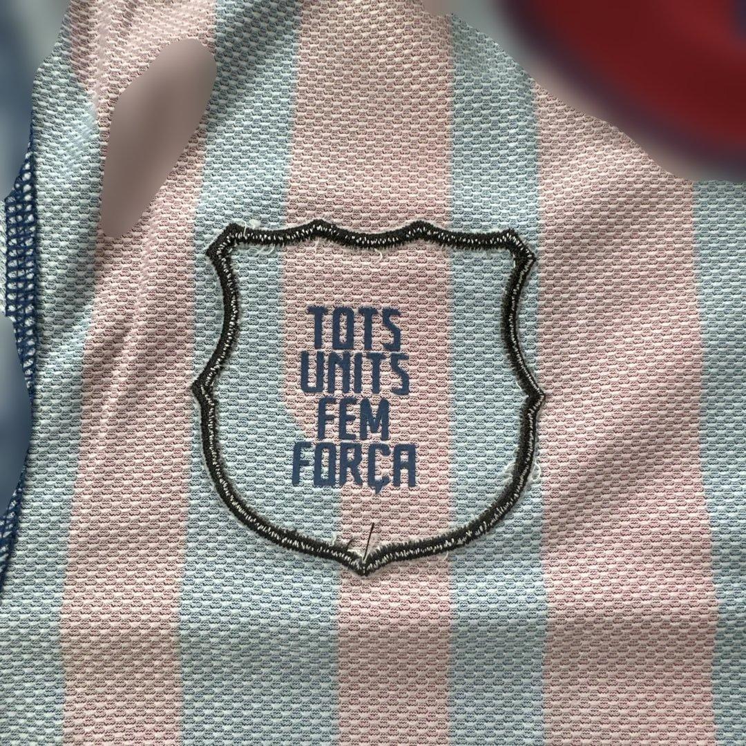 NIKE バルセロナ　AUTHENTIC ユニフォーム　S イニエスタ　8