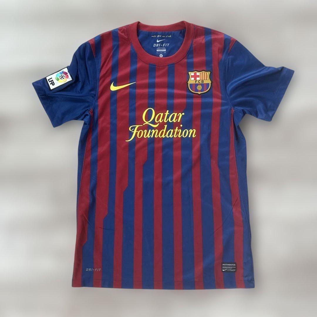 NIKE バルセロナ　AUTHENTIC ユニフォーム　S イニエスタ　8