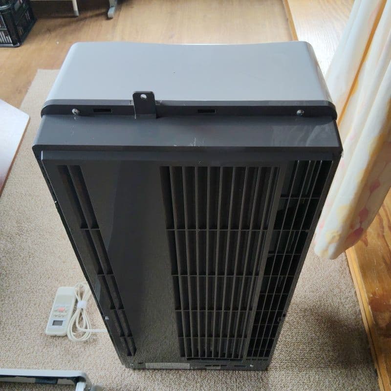 KOIZUMI 窓用エアコン　中古　引取り限定　 KAW-1683