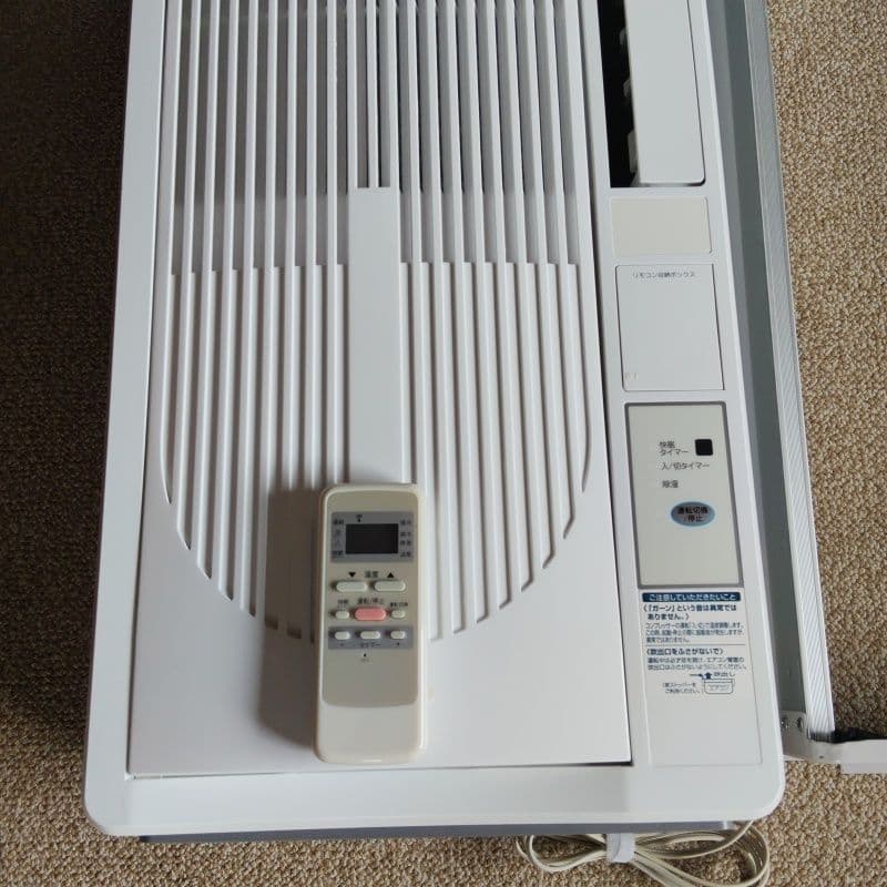 KOIZUMI 窓用エアコン　中古　引取り限定　 KAW-1683