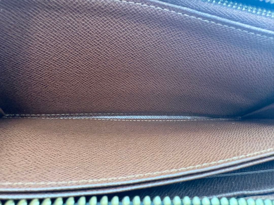 ルイヴィトン モノグラム　長財布ジッピーウォレット　ラウンドファスナー