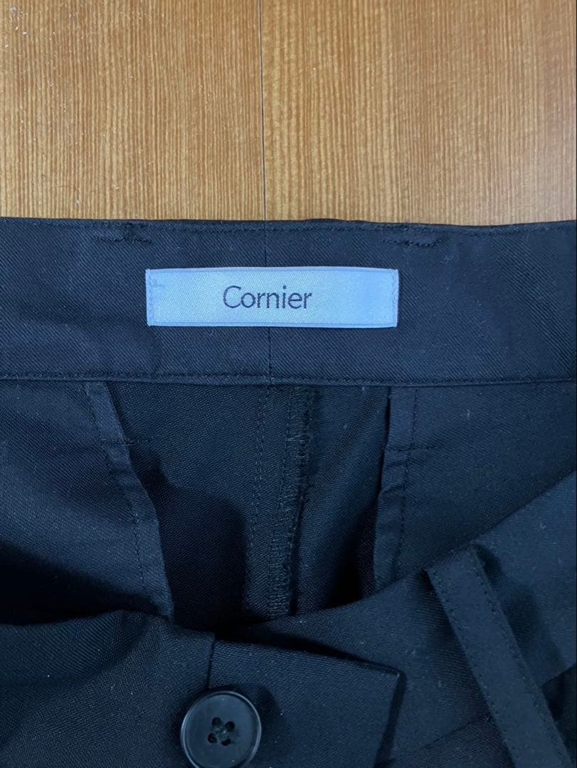 Cornier ブラック スラックス