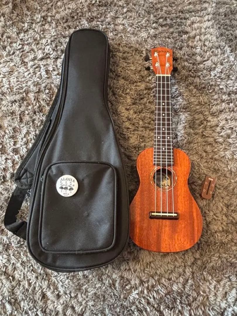 ウクレレ　KAALA KU7S 美品 おまけ付き