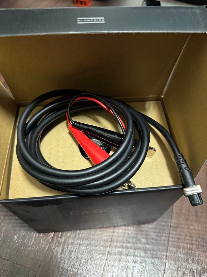 新古品 SEABORG 300J 電動リール