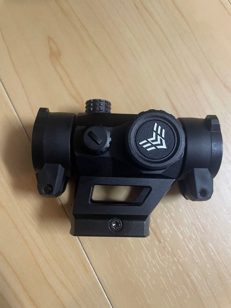 SWAMPFOX LIBERATOR レッドドットサイト実物