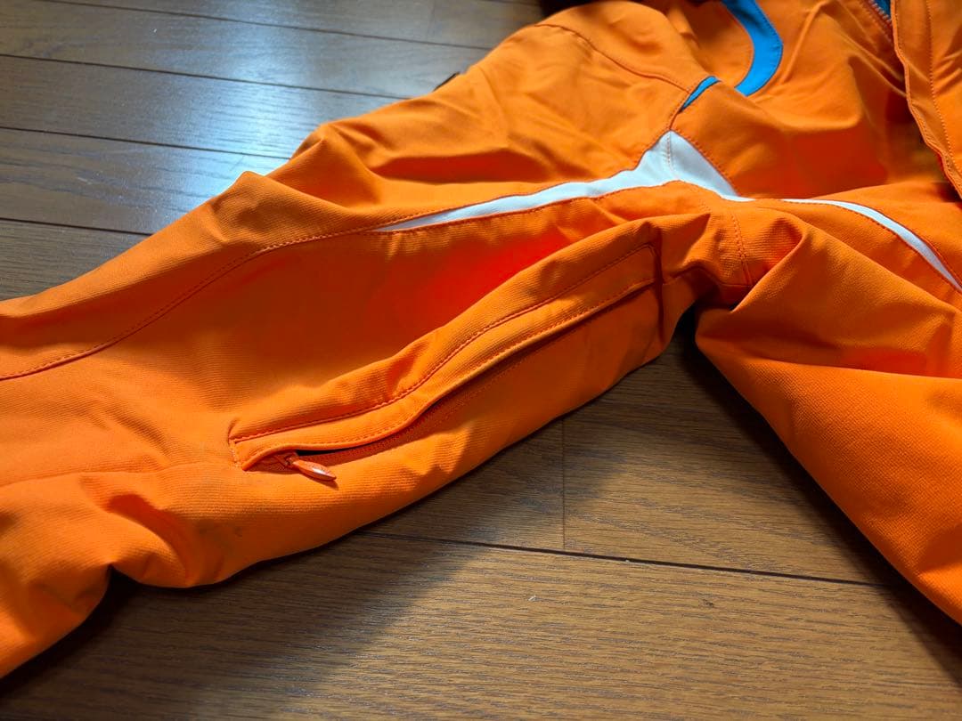 スキーウェア　上下セット　Lサイズ