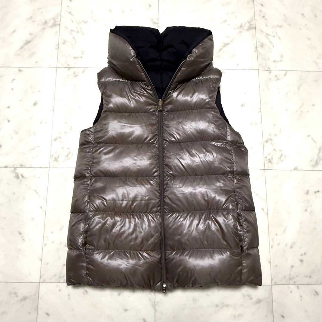 美品 HERNO ヘルノ リバーシブル ダウンベスト ブラック×グレージュ 40