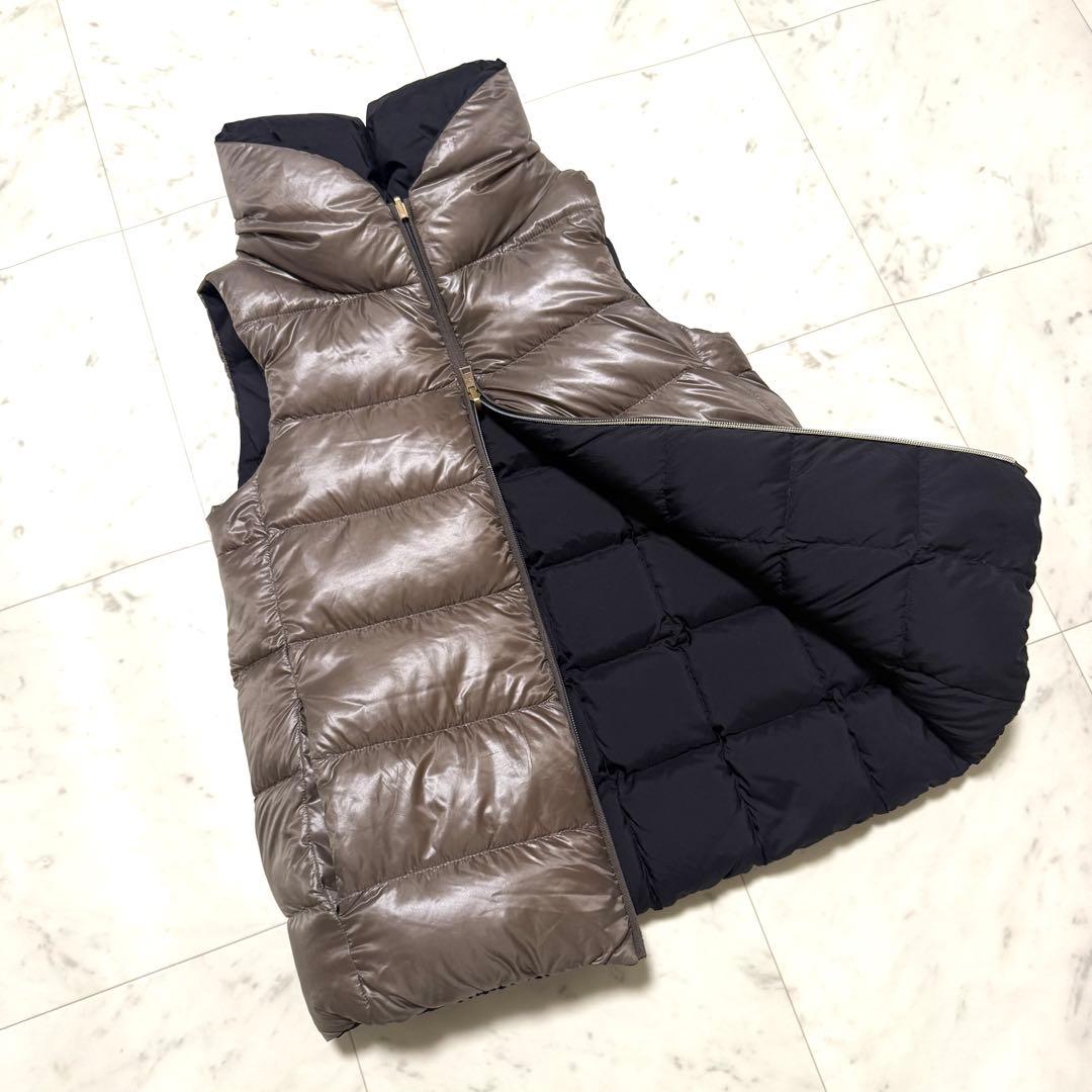 美品 HERNO ヘルノ リバーシブル ダウンベスト ブラック×グレージュ 40