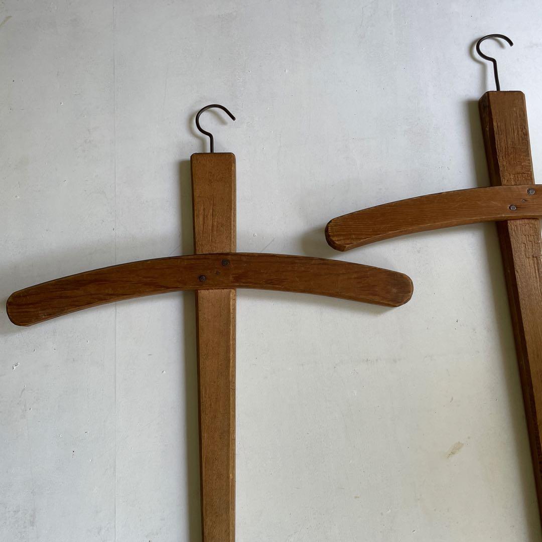 フランスアンティーク　クロスハンガー　2本　おまけ付き