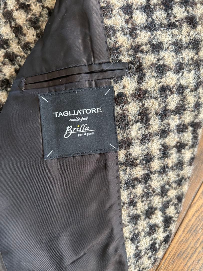 タリアトーレ　テーラードジャケット