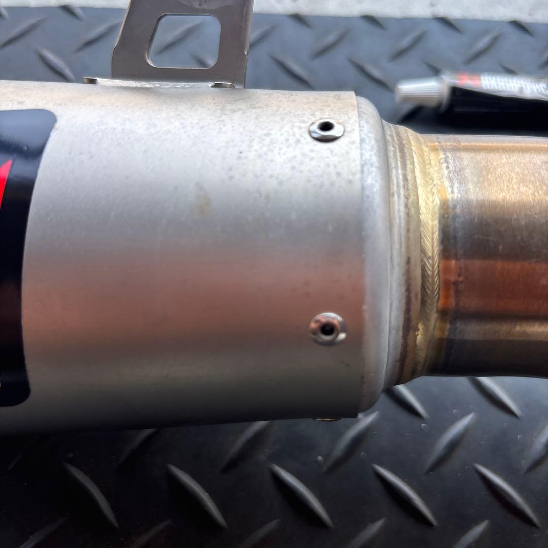 AKRAPOVIC マフラー ステンレス製