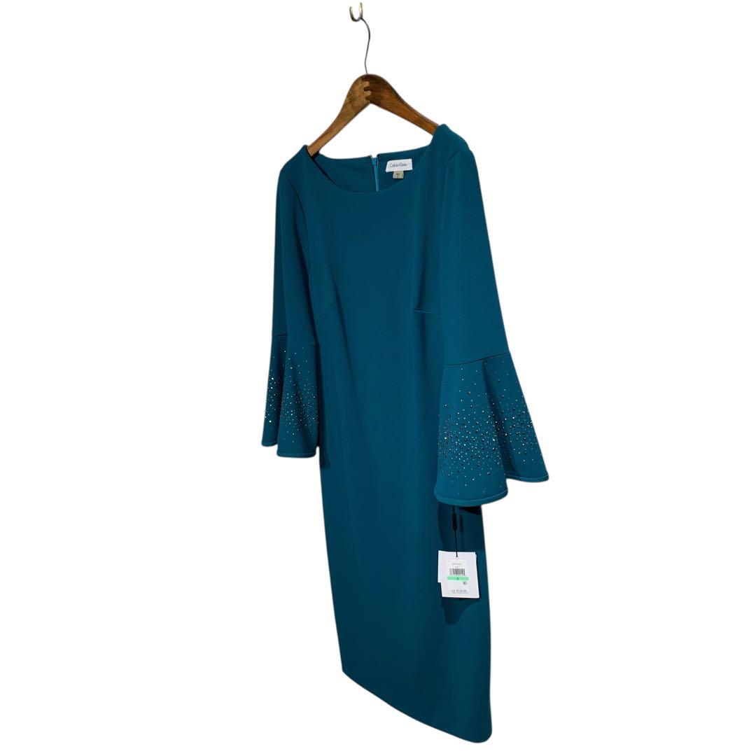  キラキラストーン＆メタル付　フレア袖タイトワンピース