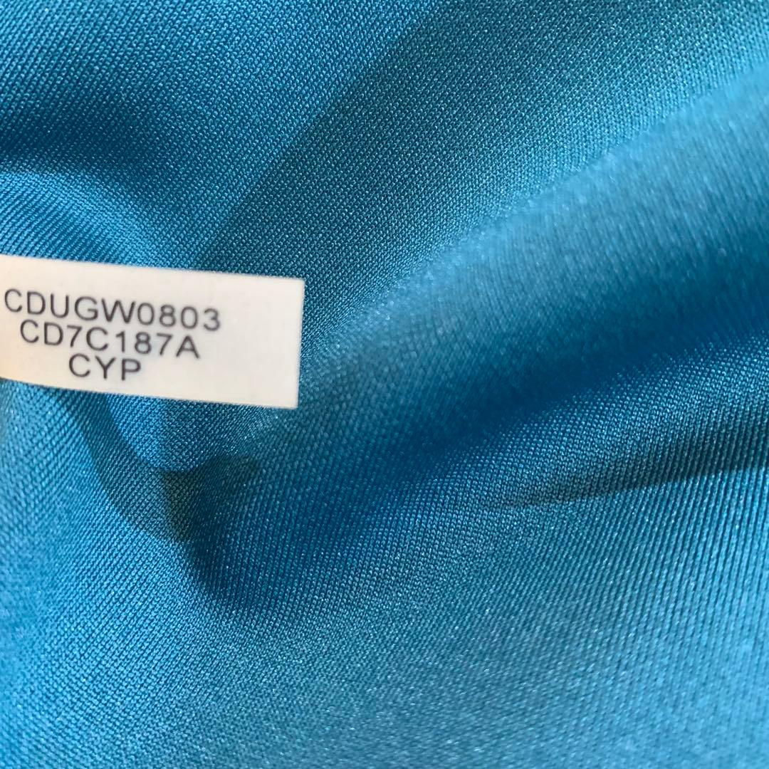  キラキラストーン＆メタル付　フレア袖タイトワンピース