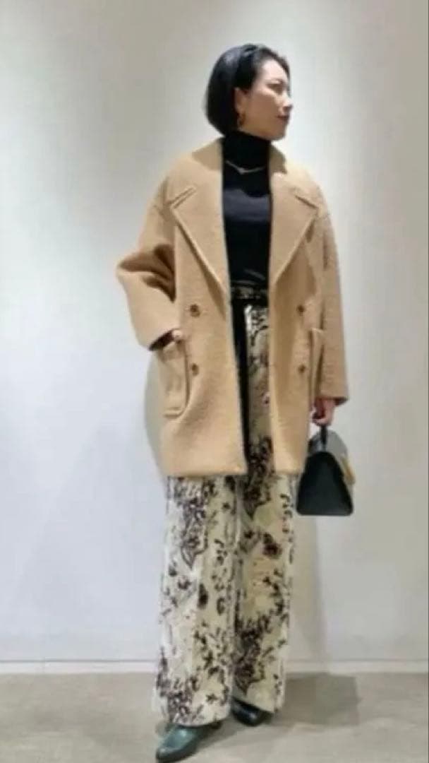 トゥモローランド　マカフィー　ブークレーボンディング ダブルブレストコート