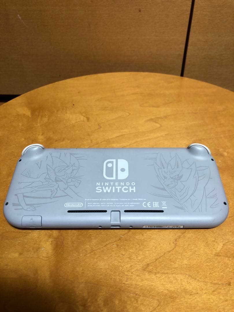 Nintendo Switch Lite ザシアン・ザマゼンタ ジャンク扱い