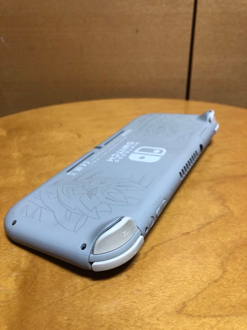 Nintendo Switch Lite ザシアン・ザマゼンタ ジャンク扱い