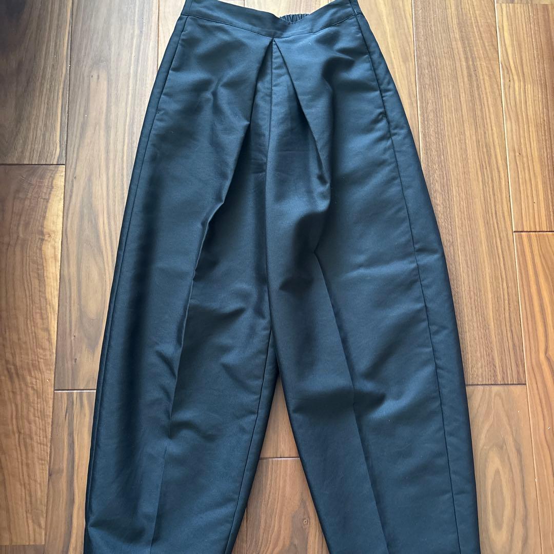 mallow blue パンツ　FLAN フレン　ブラック