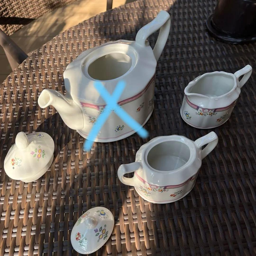 ローラアシュレイ　ティーセット