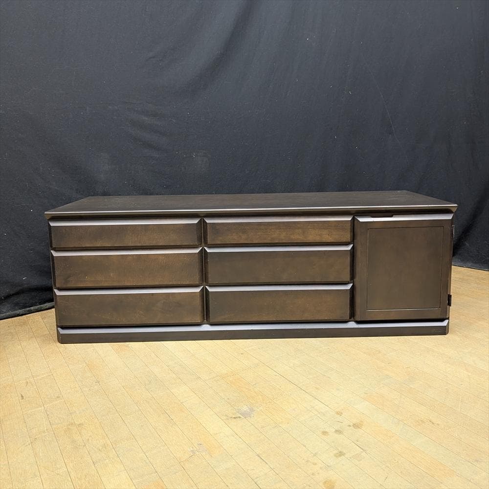 カリモク　ローボード　ローチェスト　リビングボード　サイドボード　収納　ドロワー