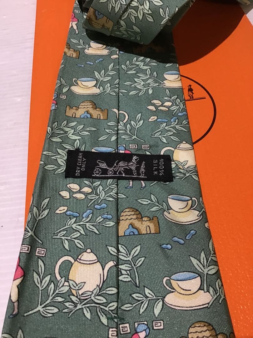 新品未使用 HERMES ネクタイ パステルカラー グリーン系