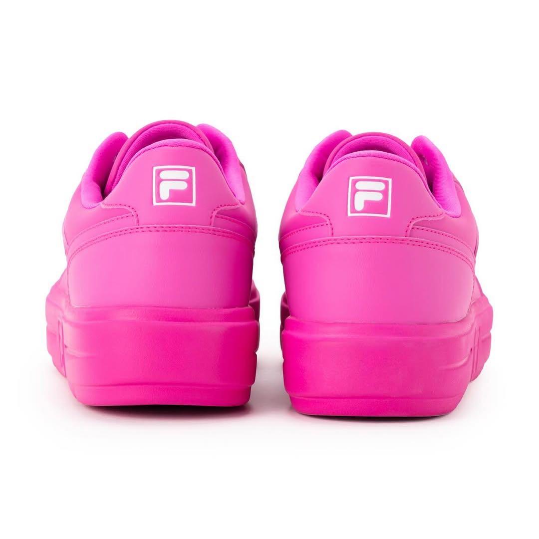 FILA IMP.限定500足　ピンク スニーカー