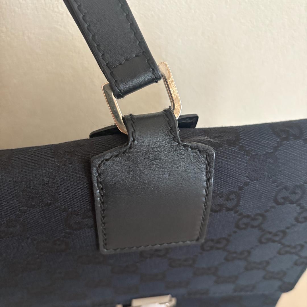 【値下げ】GUCCI ブラック ビジネスバッグ