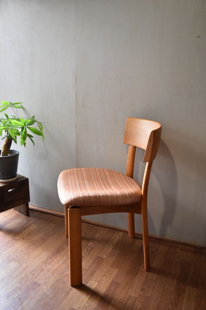 日進木工 オーバル ダイニングチェア