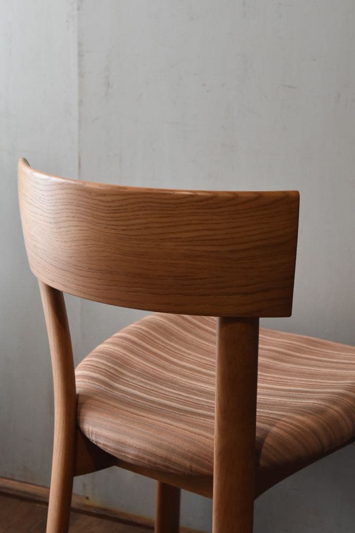 日進木工 オーバル ダイニングチェア